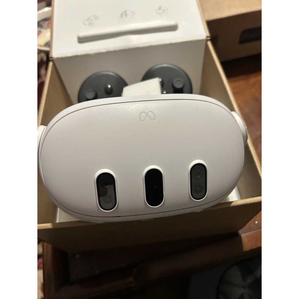 Meta Quest 3 512GB Advanced All-in-One VR Headset Original Box